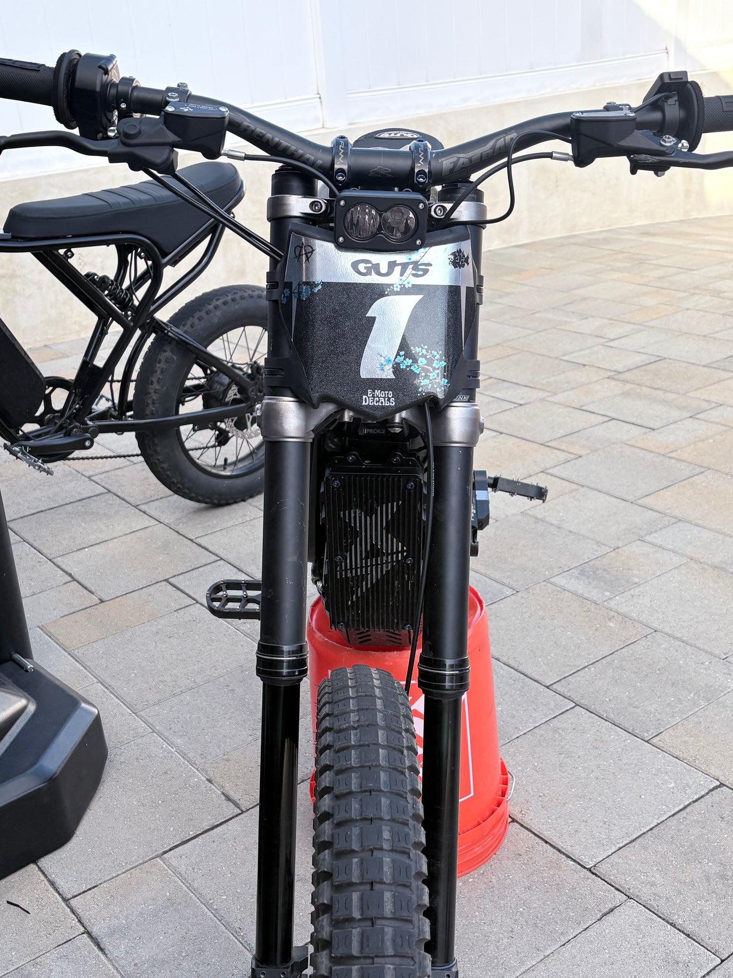 Battery Powered Baja Light